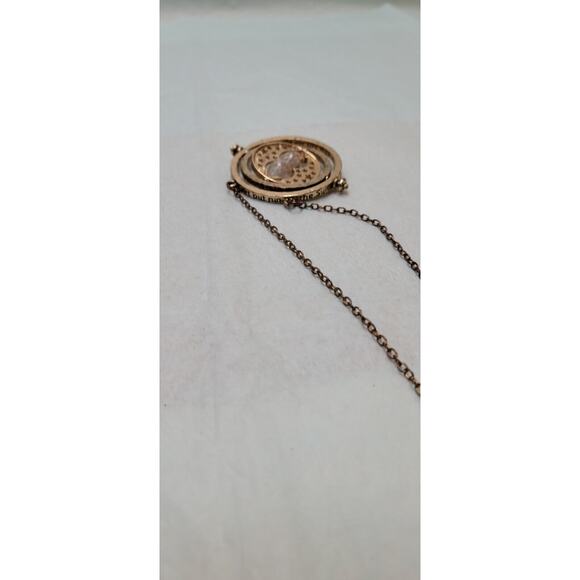Harry Potter Hermione Granger Time Turner Spinning Hourglass Pendant Necklace - Picture 7 of 9